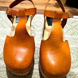 Clogs from Swedish Hasbeens